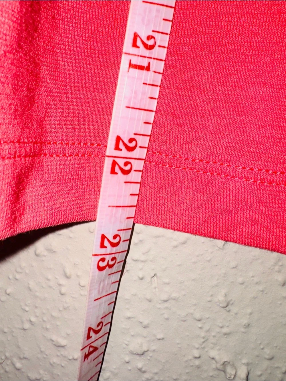 Nike Yoga Women’s Coral Sleeveless Side Slit Speckled Logo Active Tank Top